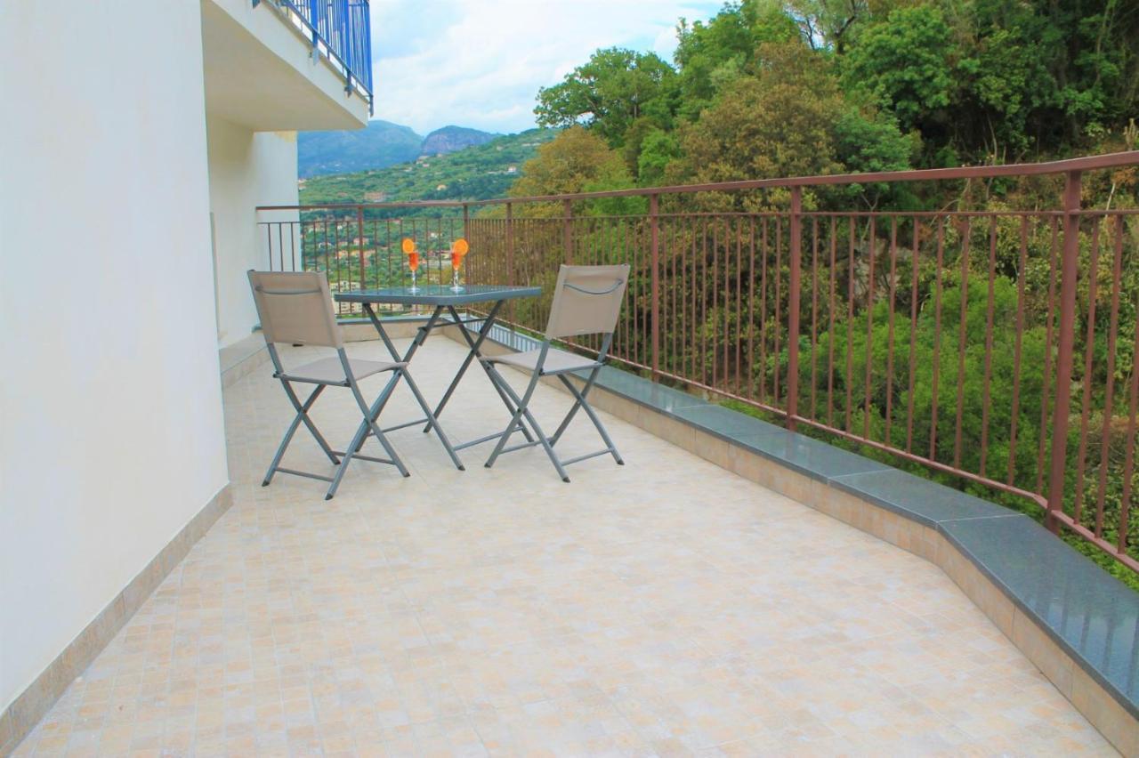 Sorrento Pacific Hill Apartment Bagian luar foto